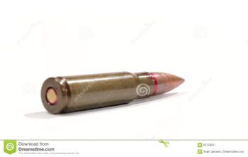 Una sola bala hiere a tres personas