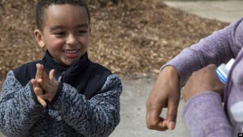 Niños sin síntomas pueden portar una carga viral de COVID-19 muy alta