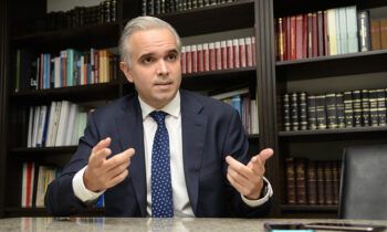 Ministro de Trabajo declara un patrimonio por más de RD$290 millones