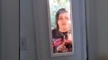 Mujer amenaza a sus vecinos porque cambiaron la clave del WIFI