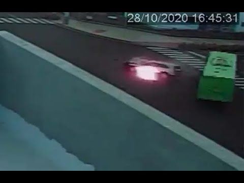 Video | Momento del accidente entre una OMSA y una jeepeta