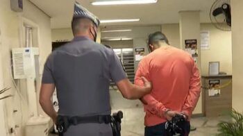 Asaltaron a un profesor en medio de una clase de zoom y 20 alumnos presenciaron el ataque EN VIVO