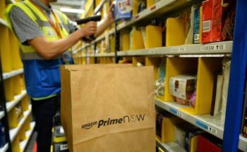 Trabajadores de Amazon roban móviles de 500.000 euros y son arrestado