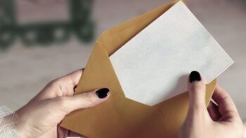 Una carta llega 100 años después a su destino