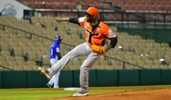 Los Toros blanquean al Licey