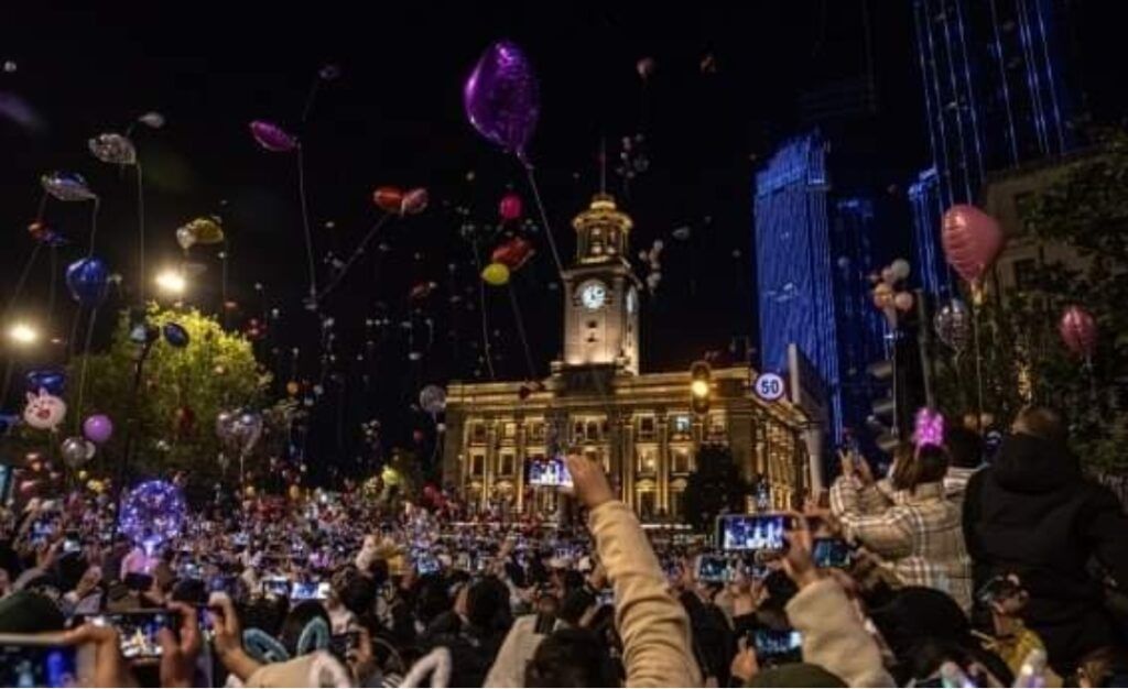 Como si nada: Así celebran el Año Nuevo en Wuhan, la «cuna» del coronavirus