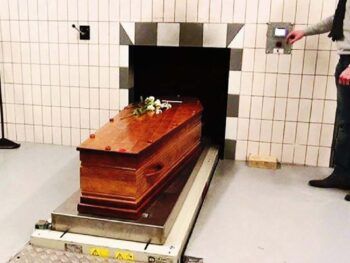 Mujer estaba a punto de ser cremada y despertó en la morgue