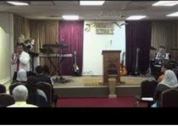 Disponen reapertura de las iglesias