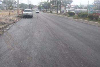 Reparan “hoyo infernal” en el cruce de Manoguayabo con 27 Febrero