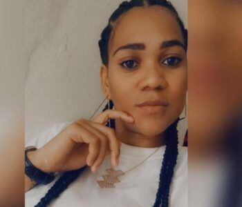 Apresan en Santo Domingo Oeste mujer que roció ácido de batería a otra en Higüey