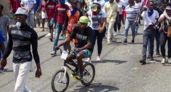 Miles de haitianos protestan contra los secuestros en Puerto Príncipe