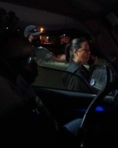 Asaltan mujer cuando realizaba llamada en pleno accidente de tránsito