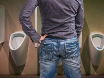 ¿Cuántas veces al día es normal ir a orinar? Todo lo que debes saber