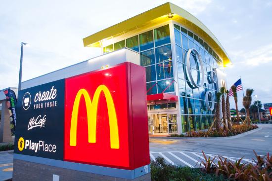 McDonald’s de Florida paga $50 a solicitantes de empleo solo por presentarse a una entrevista de trabajo