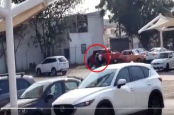 Narcos matan a hombre en estacionamiento de Walmart que intentó evitar secuestro de mujer