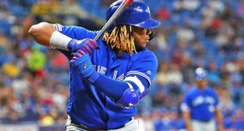 Vladimir Guerrero Jr. conectó este martes tres jonrones