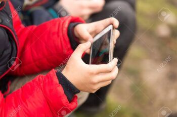 Niño de 10 años se quita la vida en Santiago por no dejarlo jugar con un teléfono celular