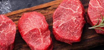 El consumo de carne roja está asociado con un aumento de cáncer de colon