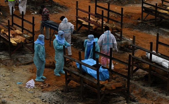 Nuevo récord de muertes por día en la India