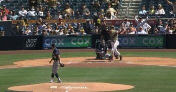 Fernando Tatis Jr. conecta dos jonrones, incluyendo un grand slam