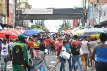 Sugieren el encierro total de Santo Domingo