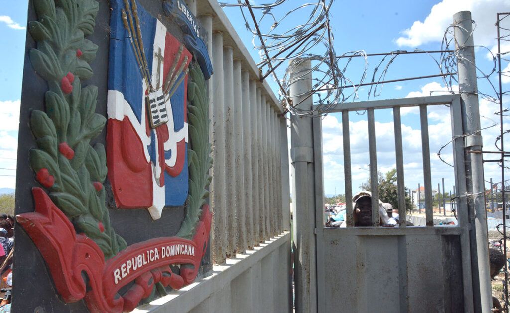 República Dominicana ya ha construido 23 kilómetros de verja en la frontera con Haití