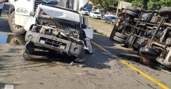 Accidente múltiple en la Autopista Duarte, 6 vehículos involucrados