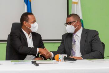 Dirección Provincial de Salud y Edesur Dominicana vacunan más del 70% en Monte Plata con primera dosis