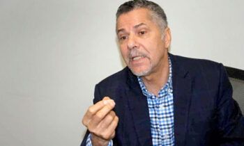 Manuel Jiménez pide a munícipes producir menos basura en lo que llegan más camiones de basura