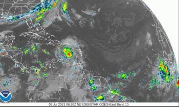 Huracán ELSA se ubica al sur de Santo Domingo