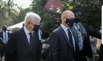 Las delegaciones de la ONU y EEUU abandonan el funeral de Moise al escucharse varios disparos
