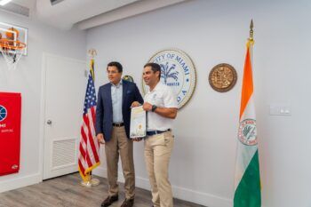 David Collado se reúne con alcalde de Miami; presentará plan a agentes de viajes y turoperadores