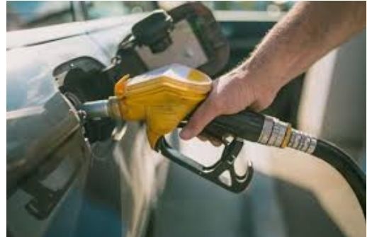 Gasolinas y gasoil suben entre RD$2.00 y RD$4.00