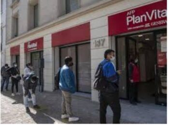 Entregaran fondos de pensiones en Chile 