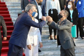 Presidente de Efemérides Elogia Finalización del Año Escolar