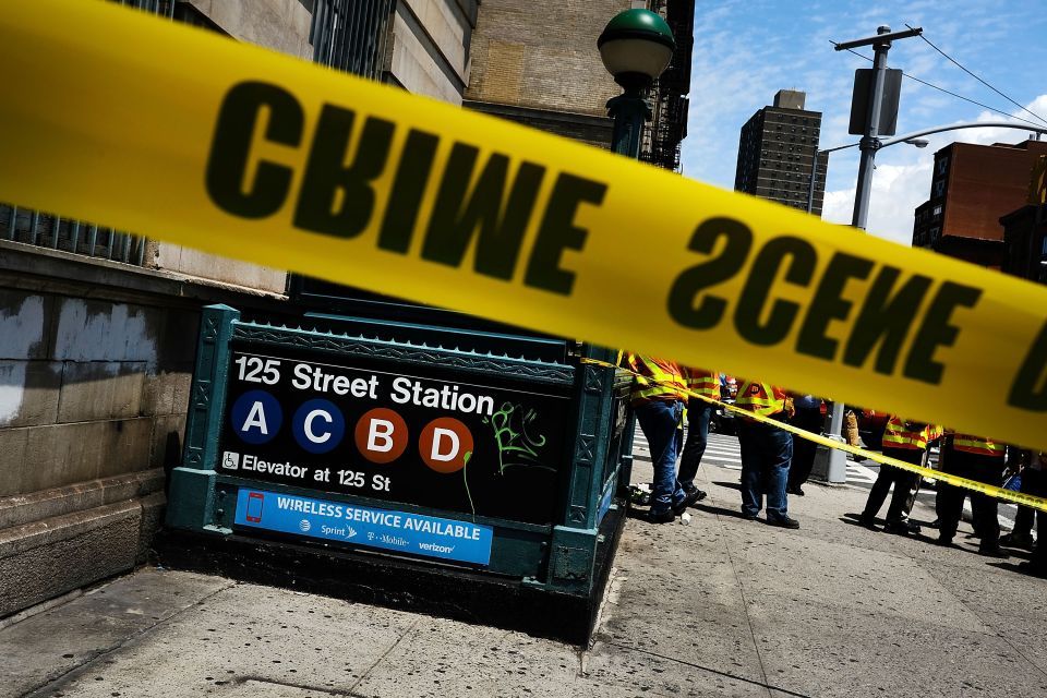 Hombre es apuñalado durante discusión en tren con destino al Bronx