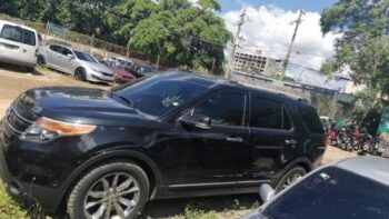 DIGESETT localiza y pone a disposición del Ministerio Público conductora de jeepeta que transitó en vía contraria en la 27 de Febrero