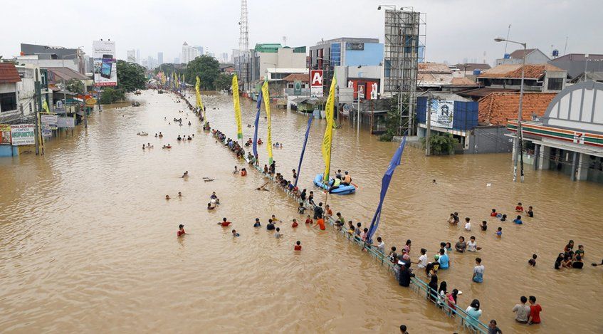 Suben a 24 los muertos por las fuertes lluvias en el sur de la India