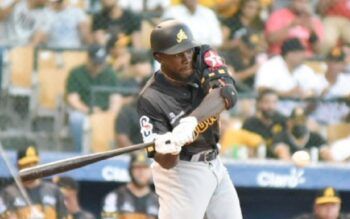 Águilas elevan su cuarto vuelo ininterrumpido