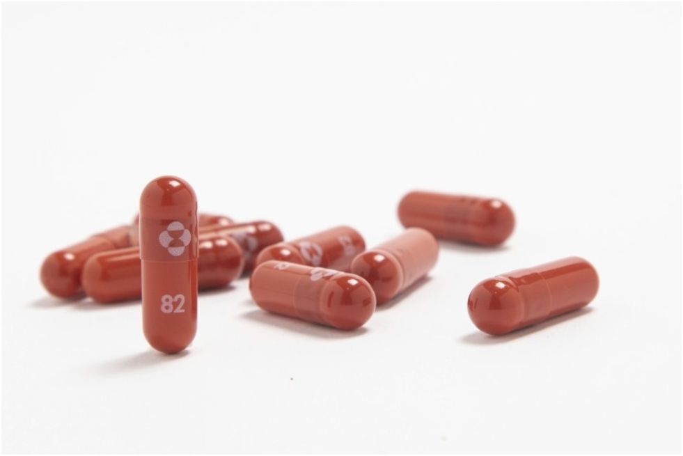 Farmacéutica Merck pide autorización para una píldora contra el COVID-19