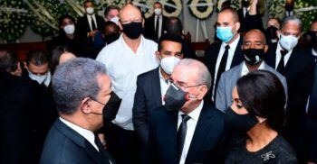 Danilo y Leonel coinciden en sepelio de Reinaldo Pared