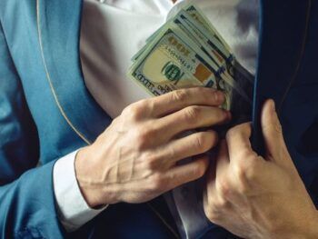 Los millonarios evitan el consumo de alcohol y el cigarrillo