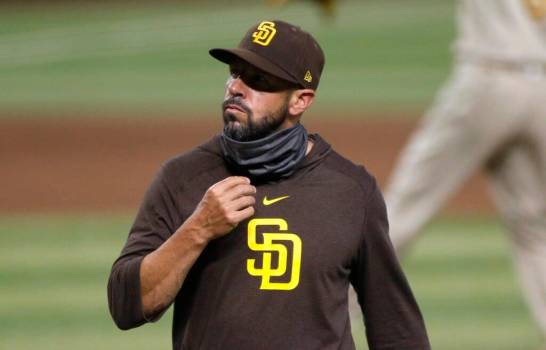 Padres de San Diego despiden al dirigente Jayce Tingler