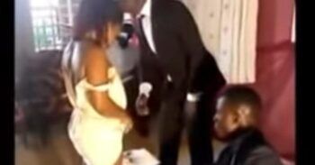 Pastor les afeita el vello púbico a mujeres para que reciban el espíritu santo