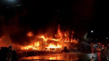 Mueren 46 personas en incendio de un edificio en Taiwán