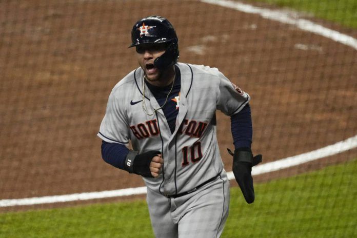 Correa y los Astros vienen de atrás y vencen 9-5 a Bravos