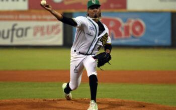 Estrellas derrotan a los  Gigantes