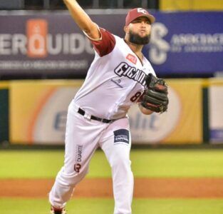 Los Gigantes derrotan a los Leones