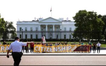 Indocumentados tendrían permiso laboral y podrían viajar fuera de Estados Unidos con nuevo plan del Congreso