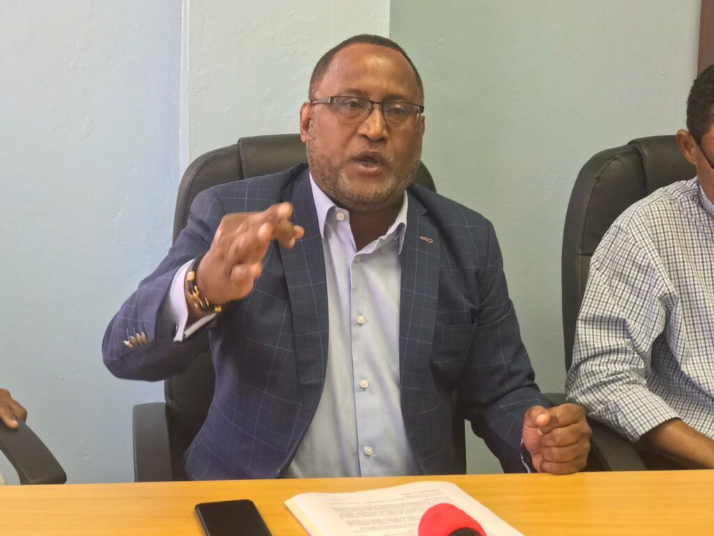 CNTD protesta su exclusión sobre aumento salarial en el sector turismo